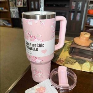 Pink and Blue Floral Tumbler